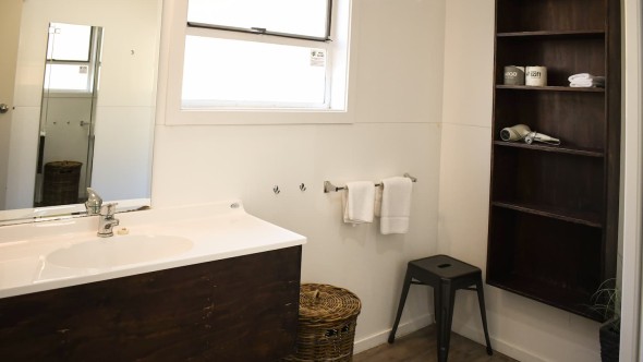 Bathroom Large Two Bedroom Motel Tekapo